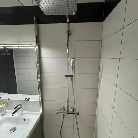 Fabuleux Face 9ème étage Appartement *